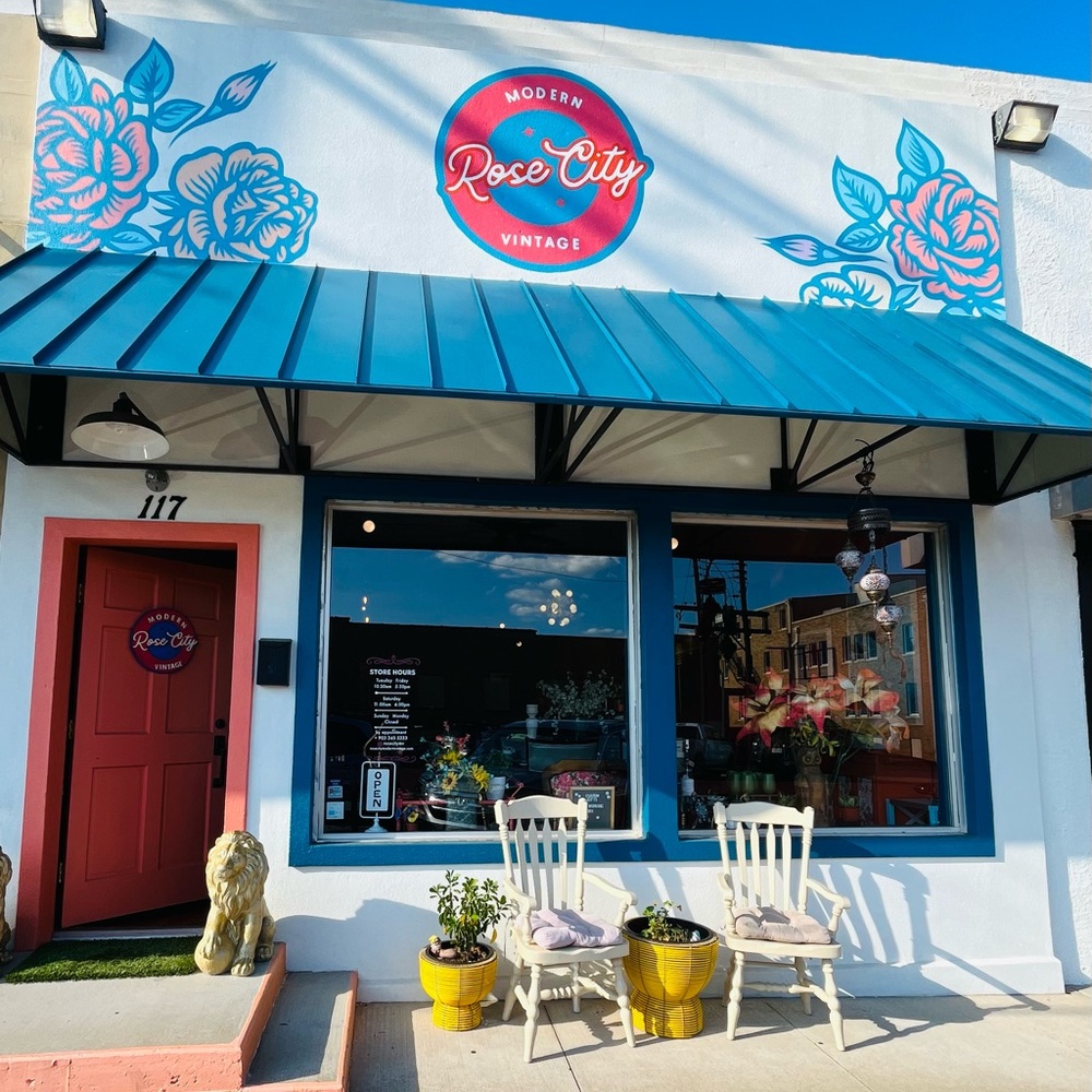 Meet your Posher, Rose City Modern Vintage